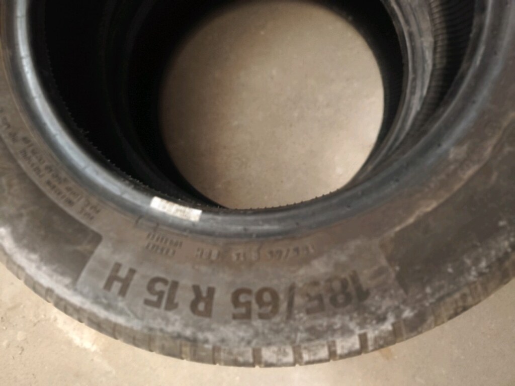 Continental 195/65/15 - 5