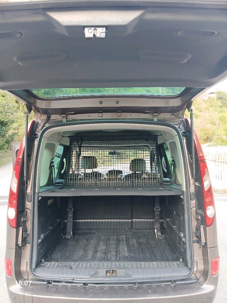 Temiz 2012 model kangoo - 8