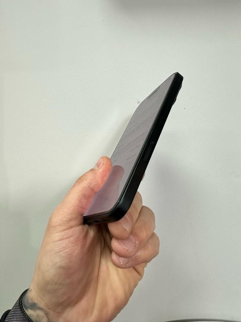 İphone 16 düz siyah YD - 3