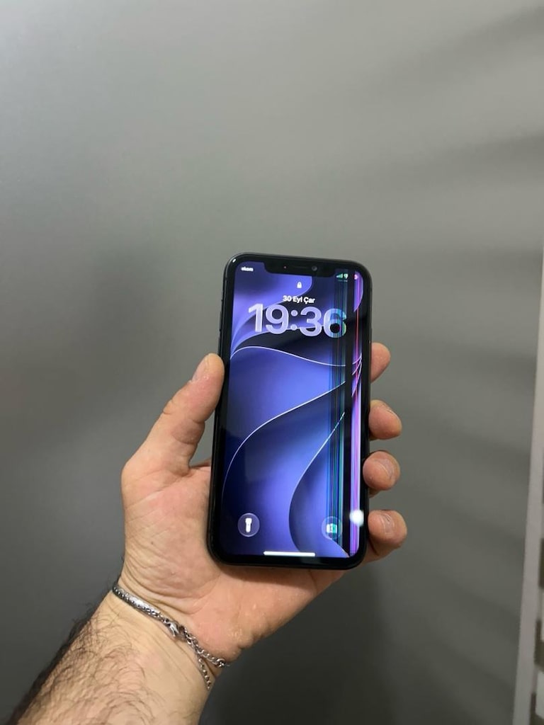 IPhone 11 TR - 2