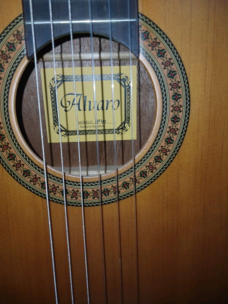 Sıfır ALVARO 40 İspanyol yapımı Klasik Gitar - 2
