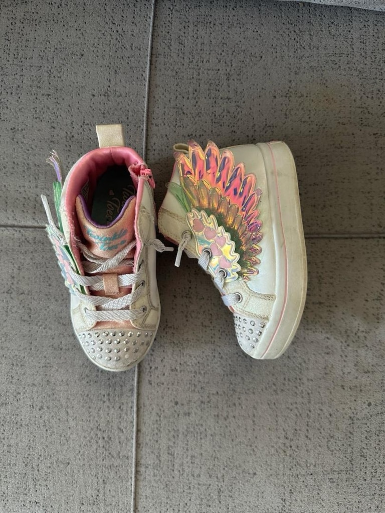 skechers kız çocuğu ışıklı ayakkabı 24 Numara - 2