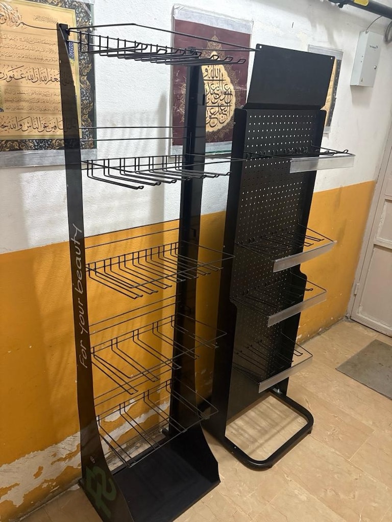 2 Adet Metal Askılık Standı Sağlam Temiz Acil Satılık - 2