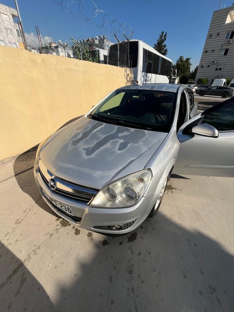 Opel Astra H kasa - 3