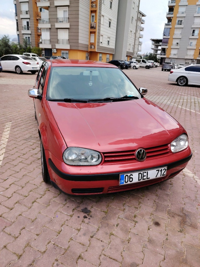 Golf 4 - 2