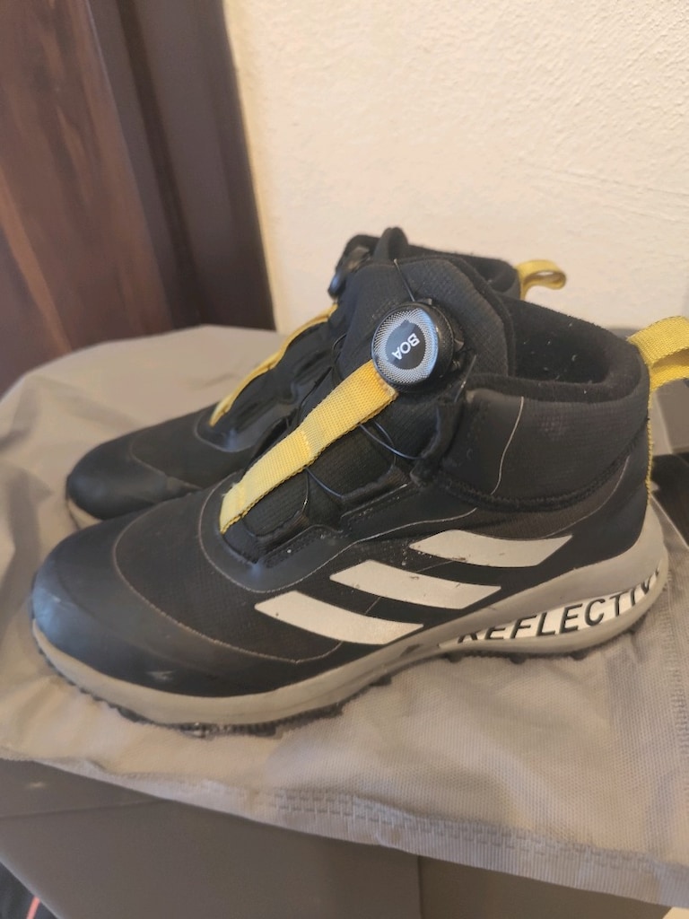 adidas bot