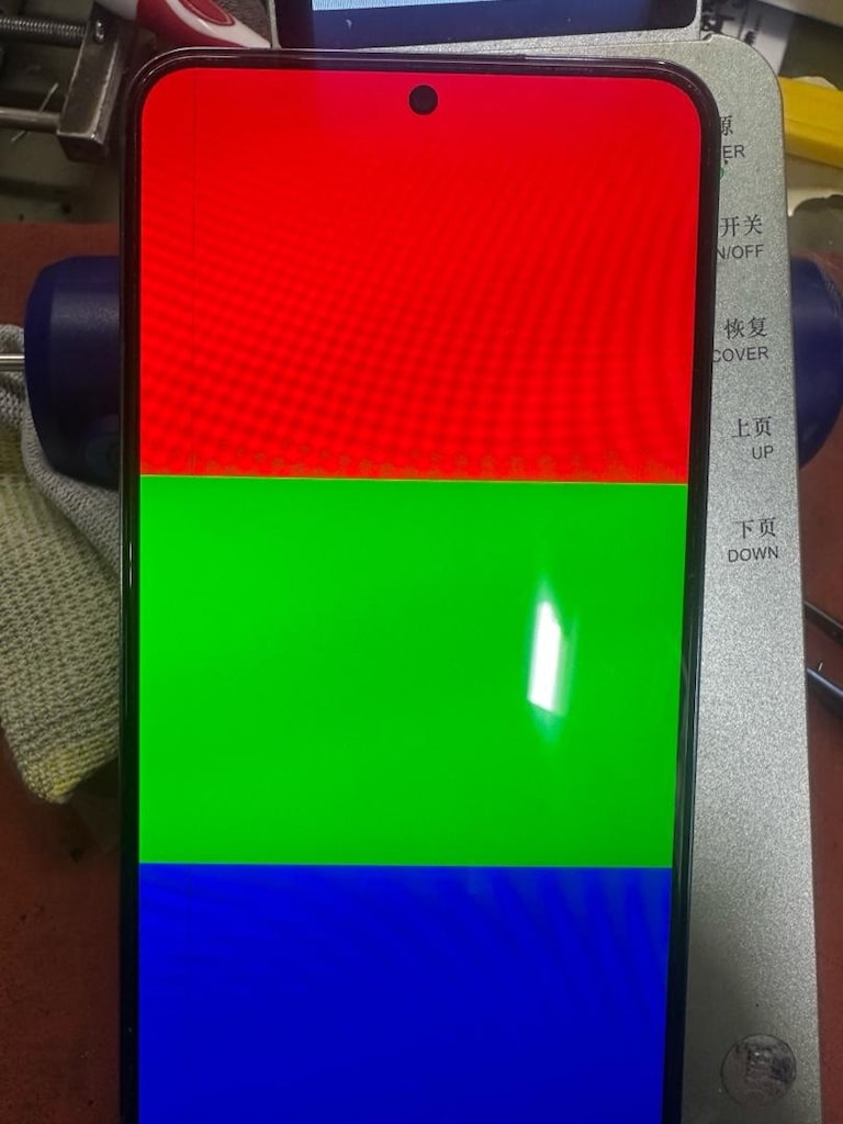 Samsung s22 orijinal çıkma ekran ince çizgi var - 3