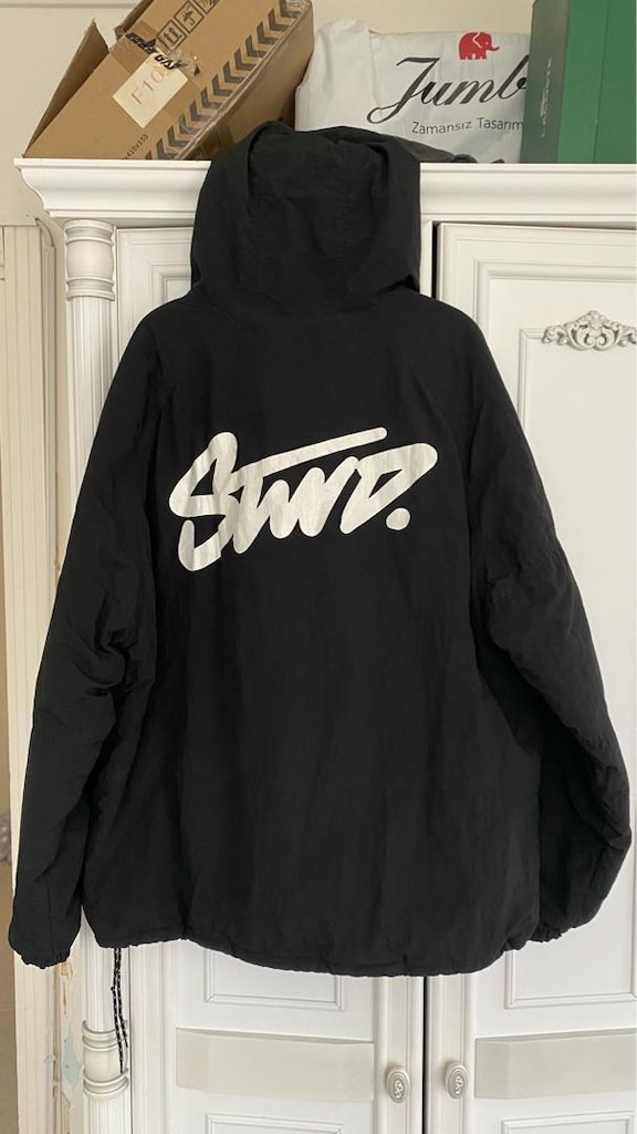 PULL & BEAR MONT — görsel 2/4