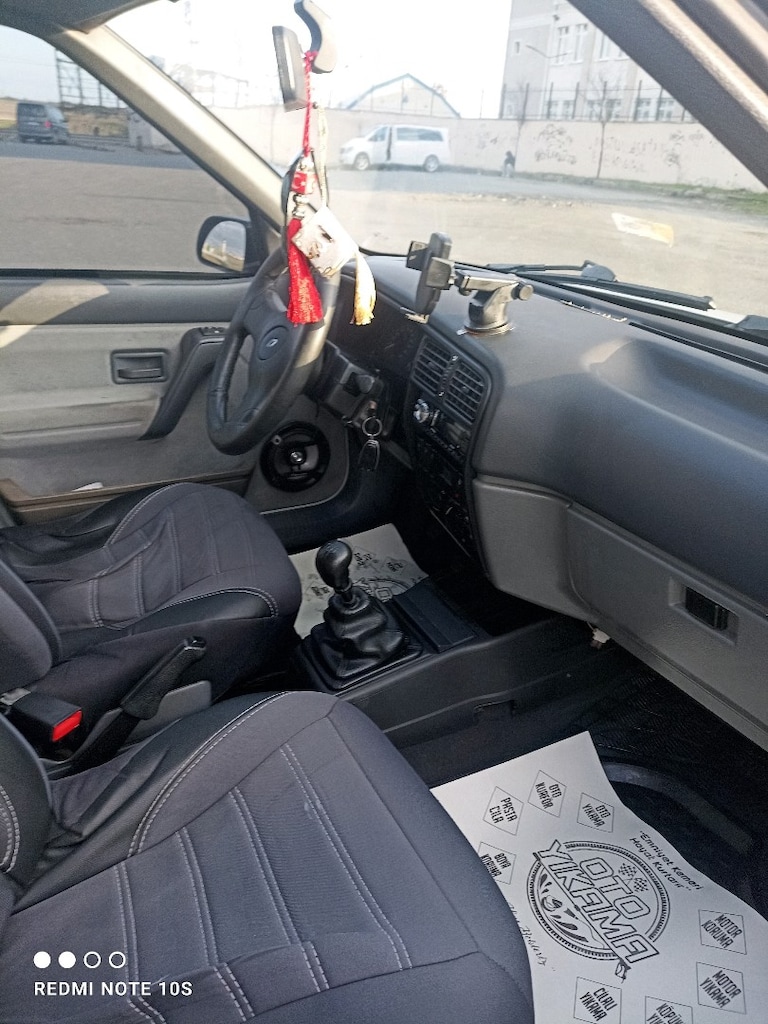 1995 MODEL 1.4 RN RENAULT 19 EUROPA - 9
