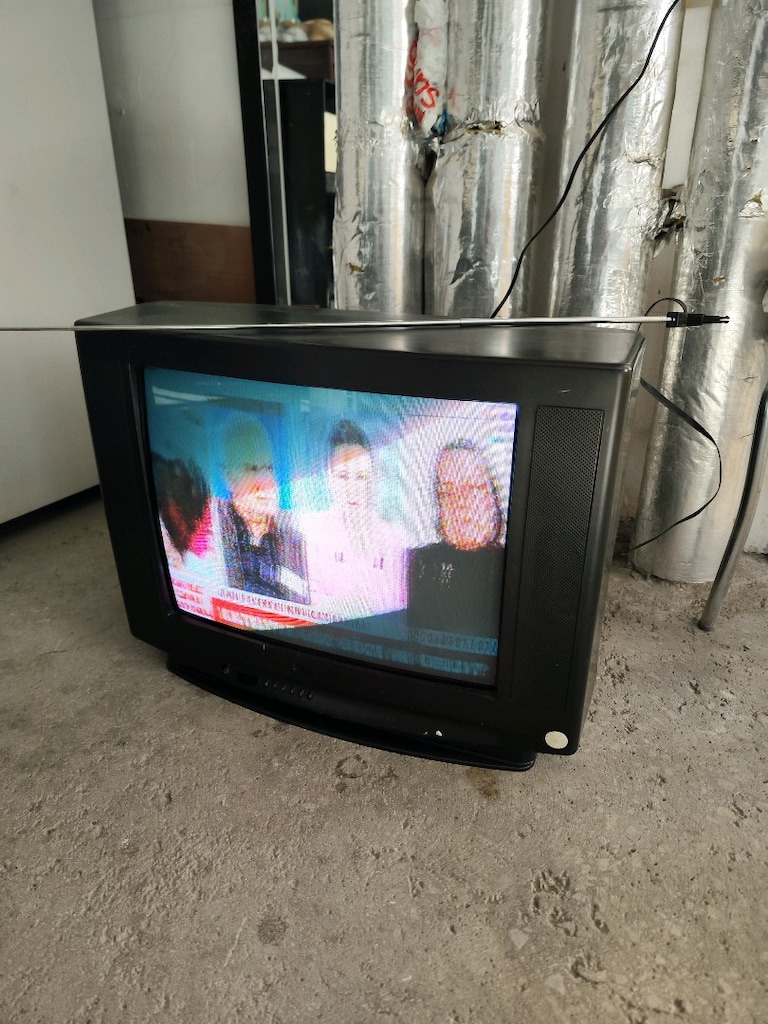 tüplü TV 22 inç - 6