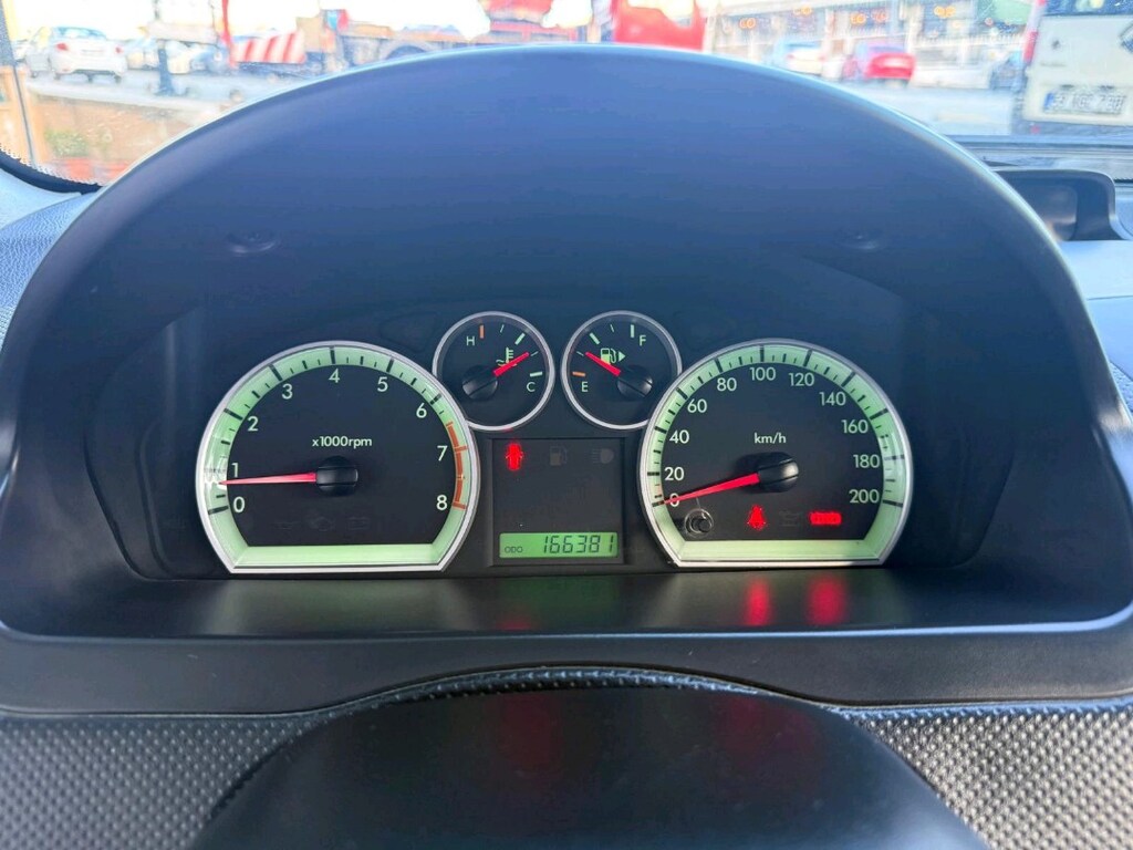Chevrolet aveo 1.2 - 5