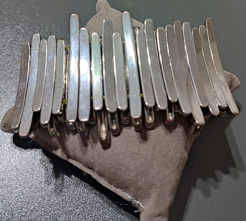 Sarkıt Metal Bileklik — görsel 4/8