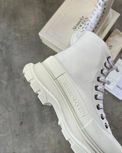 Alexander Mcqueen beyaz bot