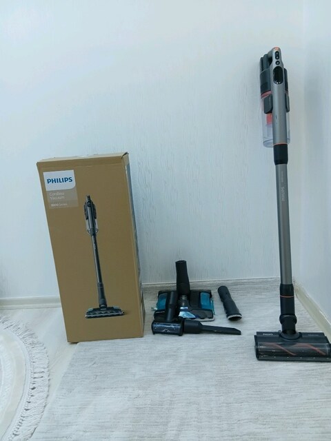 Phılıps 8000 Series Aqua Plus Dikey Süpürge