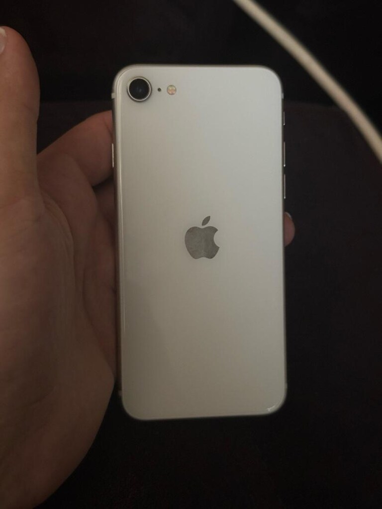 iPhone Se 3. nesil - 5
