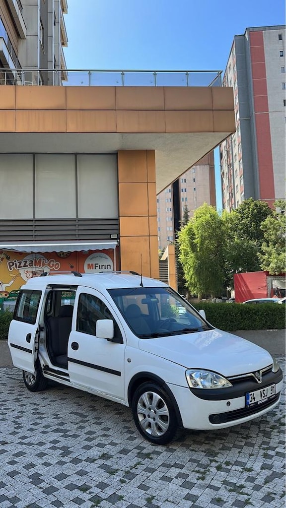 2004 Combo 1.7 DTİ KOLTUKLU KLİMALI - 2
