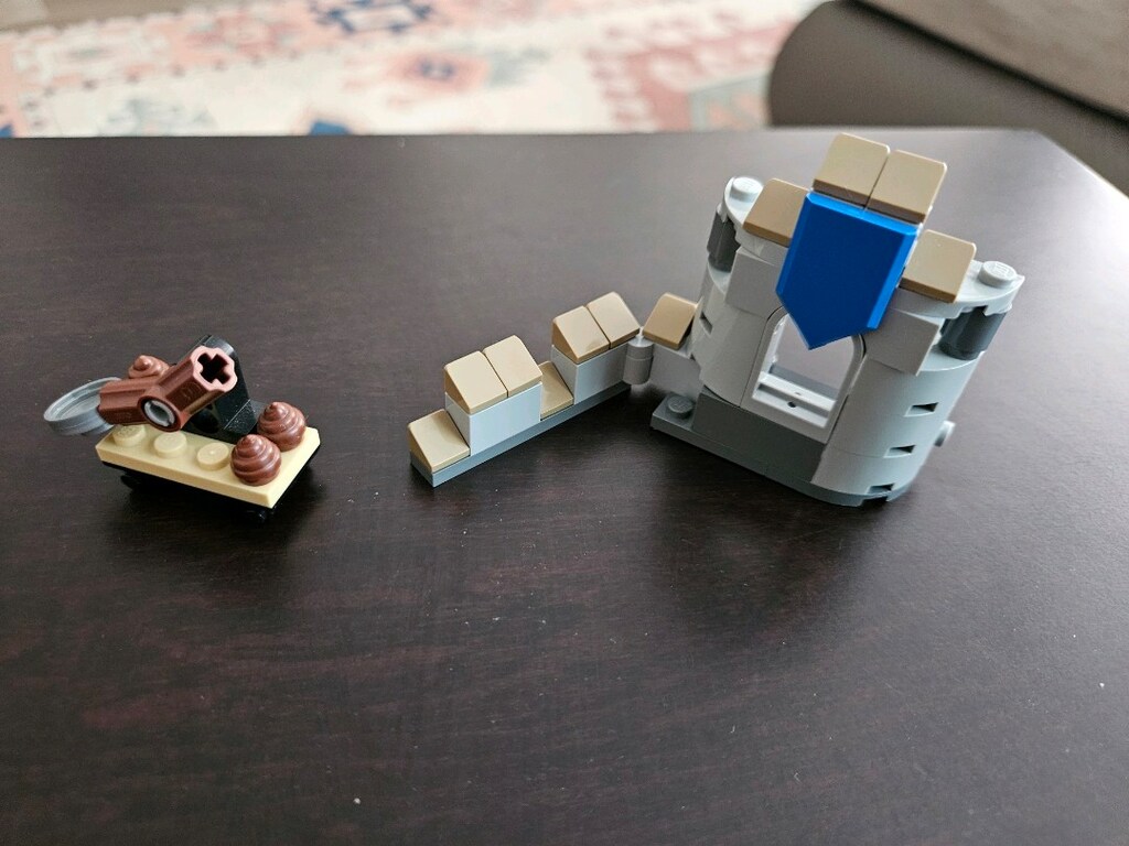 LEGO Creator 11940 Kale ve Katapult - 3
