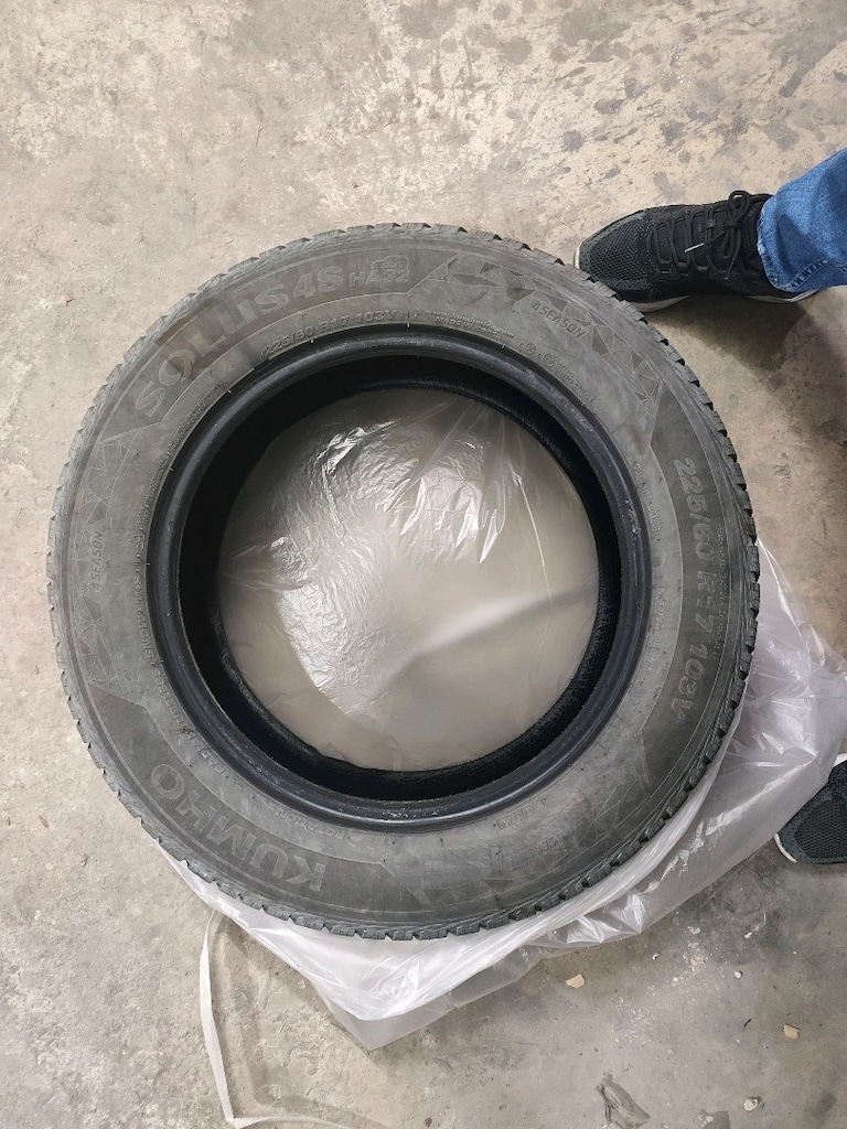 225 60 17 kumho 2025 tarihli kışlık 2 adet - 4