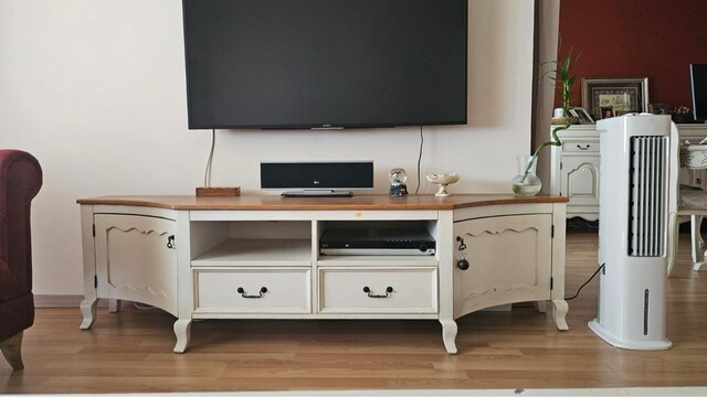 Tv Ünitesi