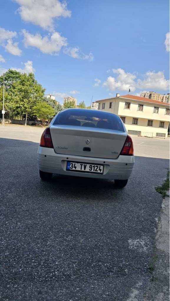 ÇOK TEMİZ AİLE ARACI 1.4CLİO - 5