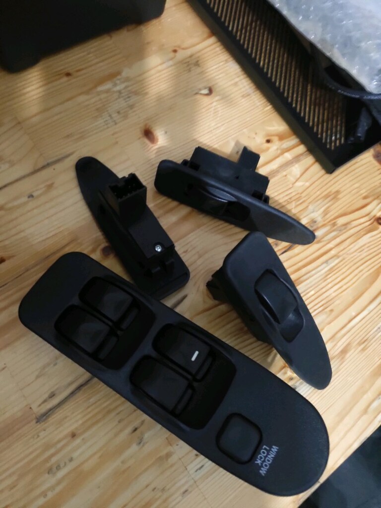 Mitsubishi carisma cam düğmesi - 2