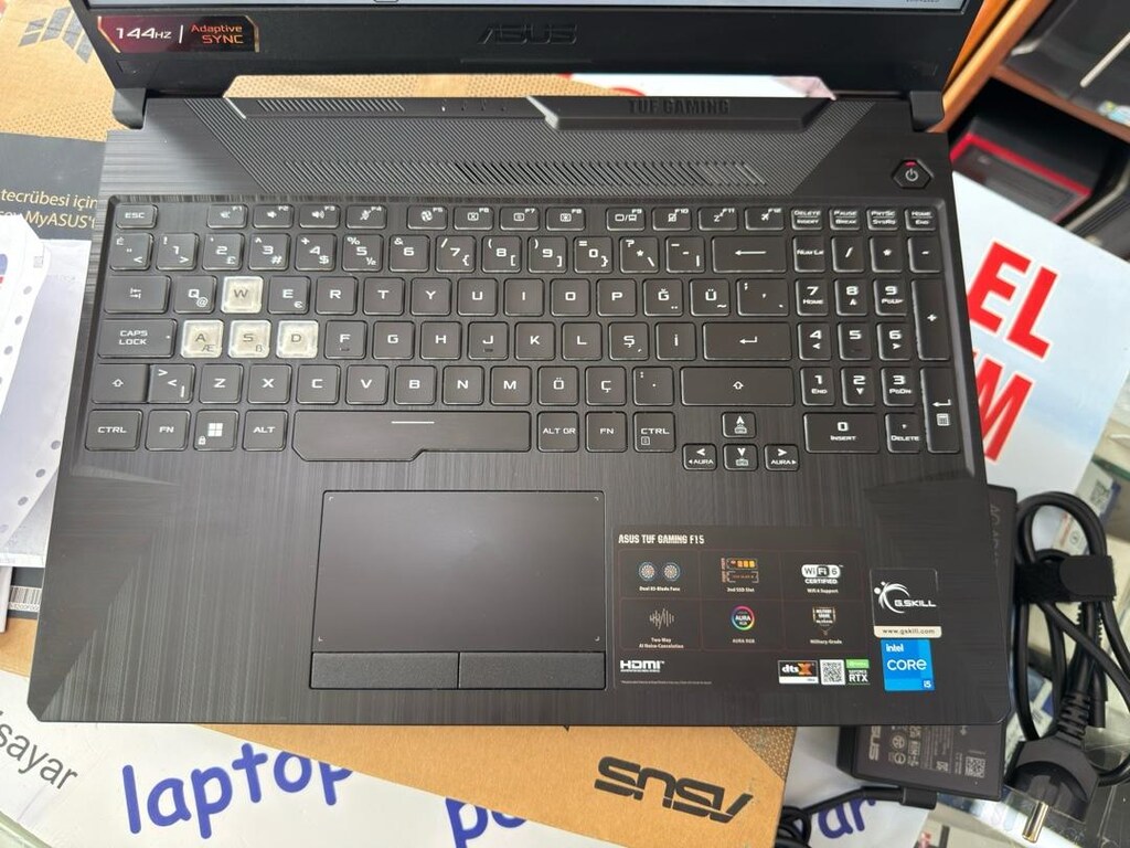 ASUS TUF F15 İ5 11400H 16/512/RTX 3050 OYUN CANAVARI - 8