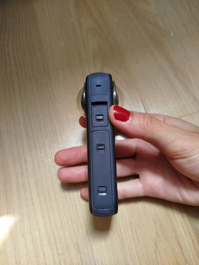 insta360 x3 - 3