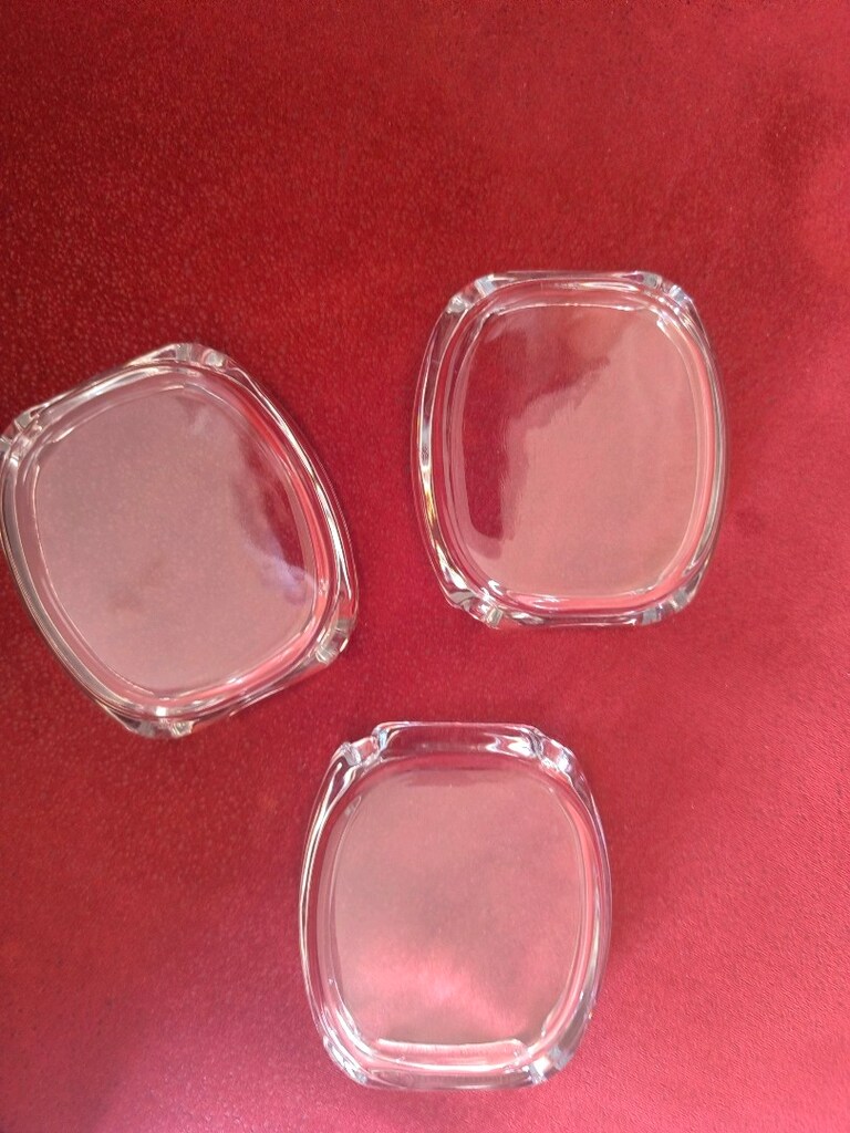 cam kül tablası - 5
