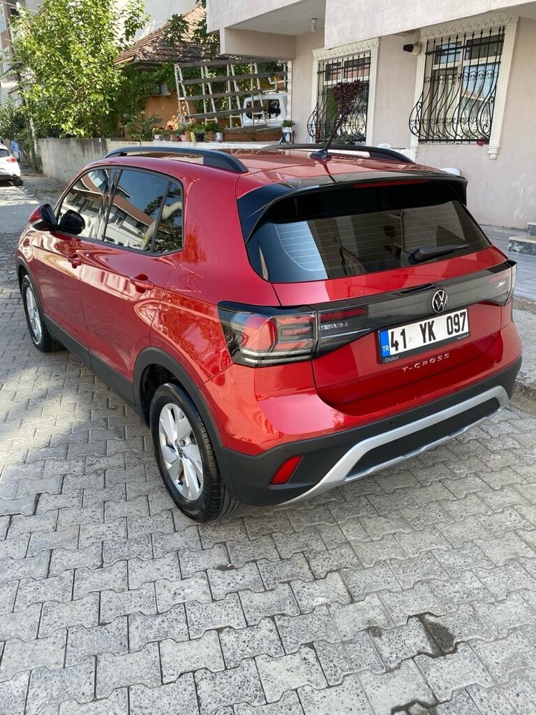 2025 Model T-Croos - 13