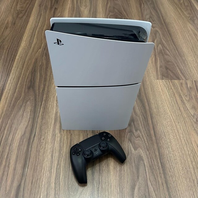 Playstation 5 Slim 1TB 2 KOL + Soğutma Standı