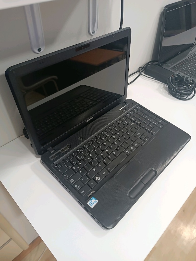 TOSHİBA MARKA TEMİZ UYGUN LAPTOP - 2