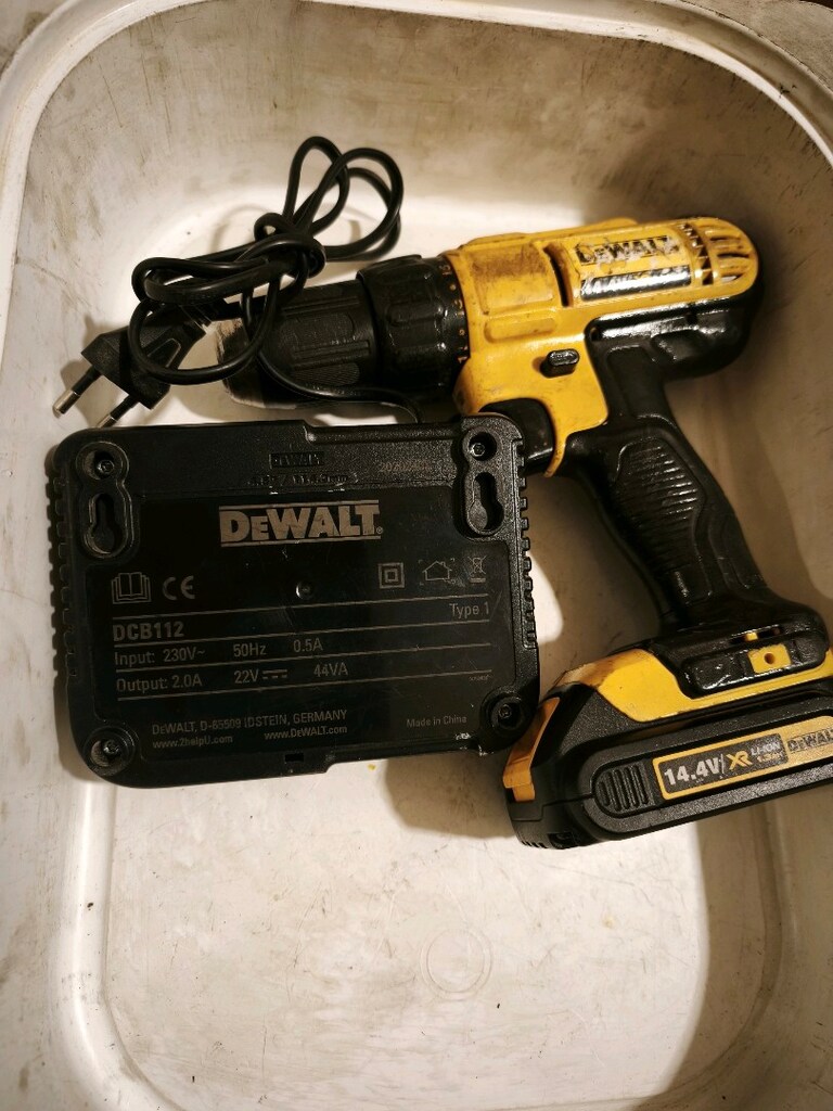 ORİJİNAL DEWALT 14 .4VOLT TEK BATARYALI ŞARJLI MATKAP - 5