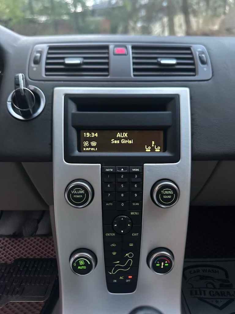 2012 V O L V O S40 1.6D2 - 2