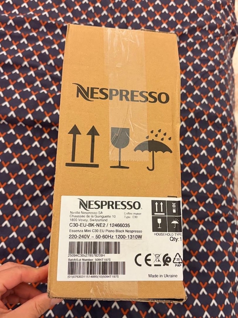 (Sıfır ) Nespresso Essenza Mini Black Kahve Makinesi - 2