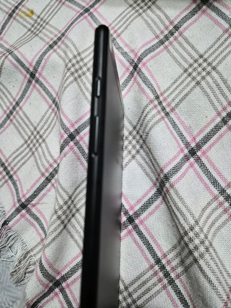 Samsung Tablet - 3