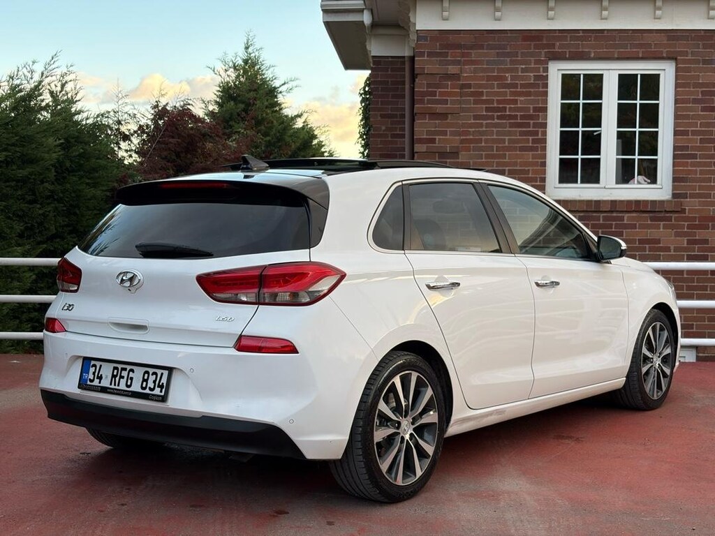 2018 Hundai i30 1.6 CRDI ELİTE PLUS OTOMATİK VİTES CAM TAVAN - 6