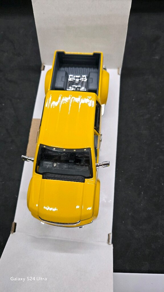 Maisto Special Edition 1:31 ölçek Ford Mighty F350 Super Duty - 6