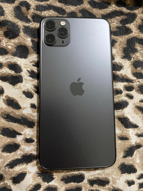 iPHONE 11 PRO MAX