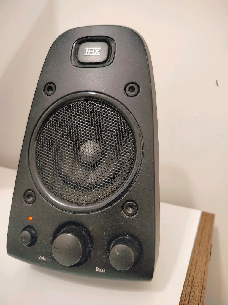 Logitech Z623 THX Ses Sistemi 2+1 - 2