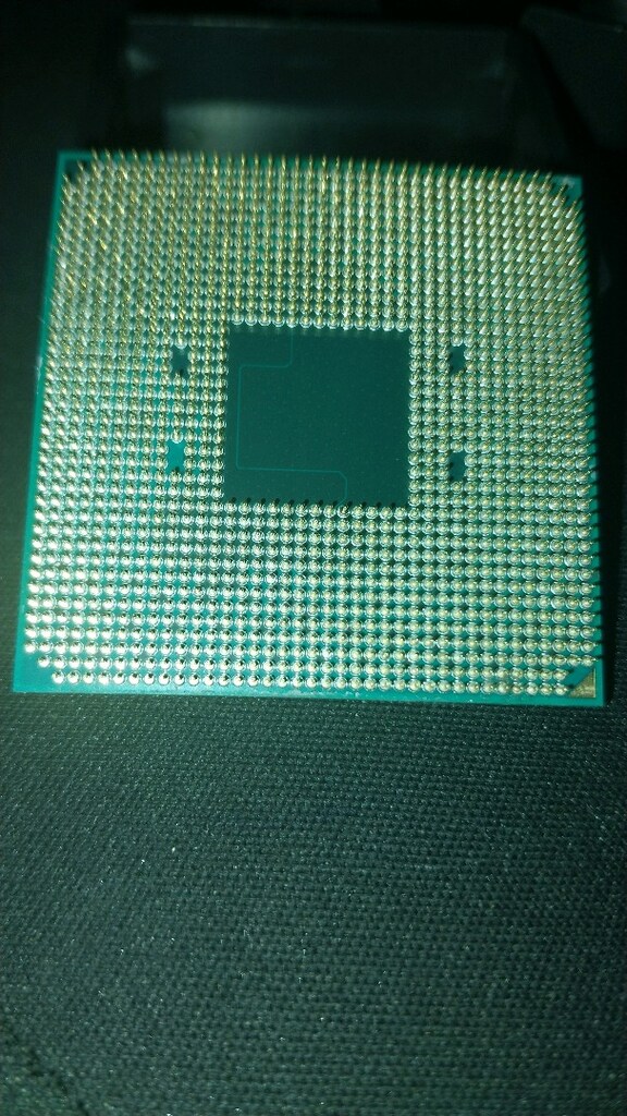Amd Ryzen 5 3400 G - 3