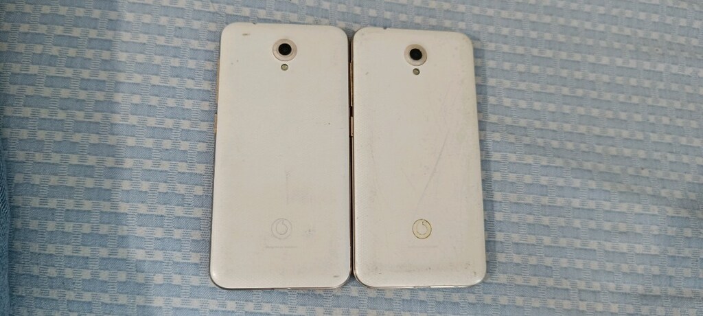2 adet Vodafone smart 7 prime - 2