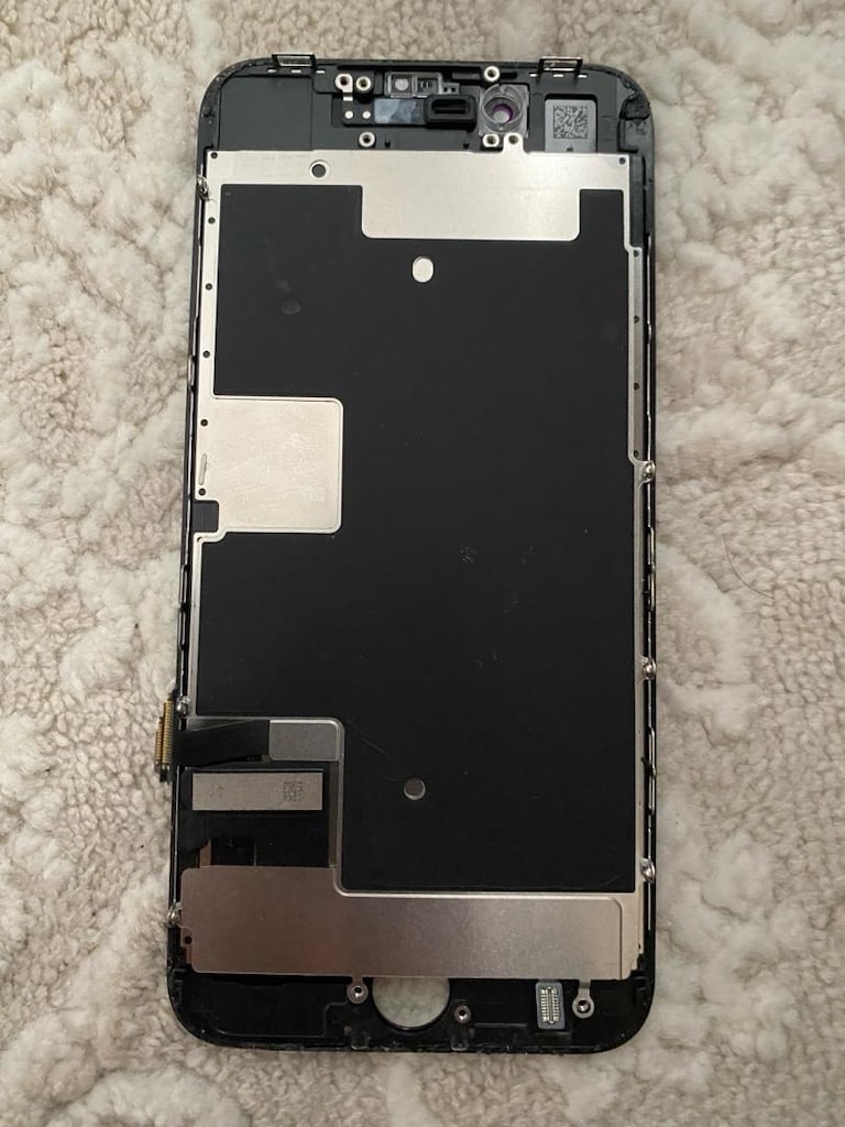 iPhone se 2020 ekranı - 3