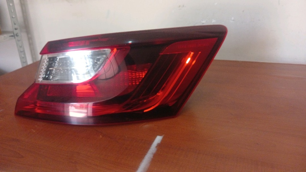 RENAULT MEGANE 4 SAĞ STOP ORJİNAL ÇIKMA HATASIZ KARGO OLUR - 3