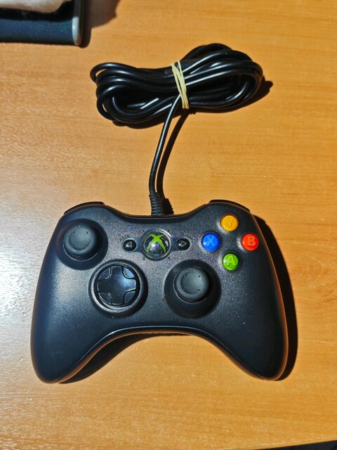 Siyah Xbox Kablosu Joystick