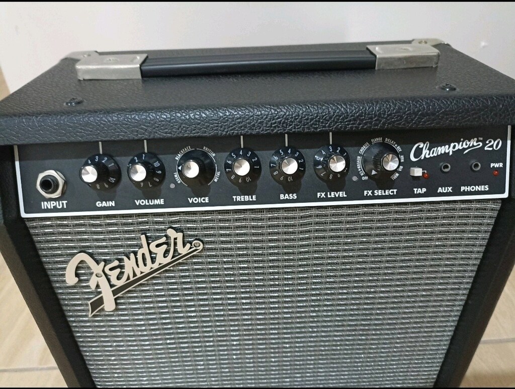 Fender Champion 20 Elektro Gitar Amfi - 2