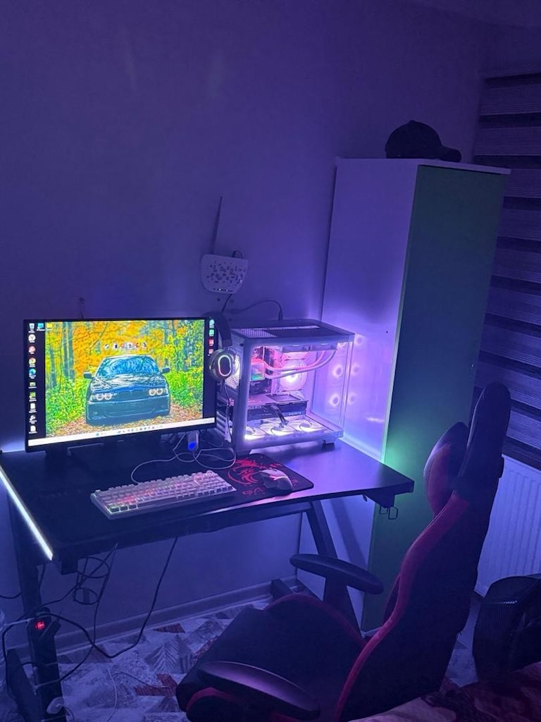 RTX 4070 SUPER Oyuncu Sistemi + XDrive Atak Oyuncu Koltuğu + Masa