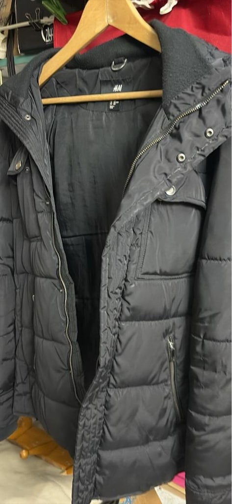 MONT KIŞLIK KAPŞON MARKA MONT H&M MARKA 54 BEDEN GİYİLMEDİ SİYAH RENK — görsel 3/8