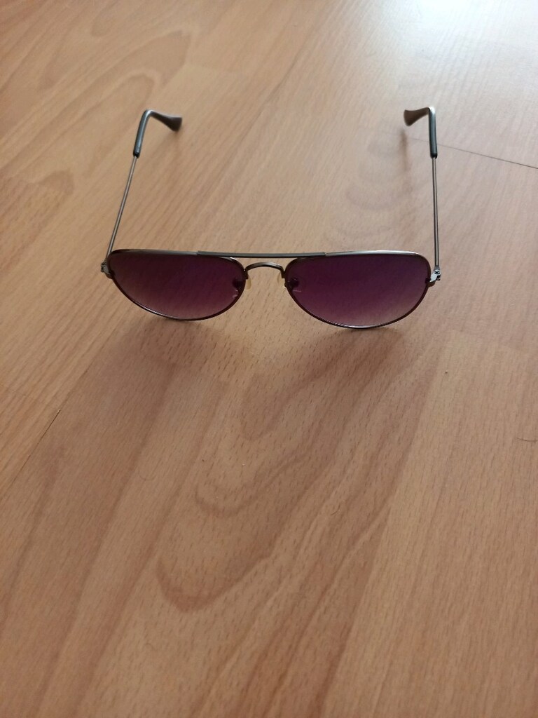 rayban güneş gözlüğü az kullanıldı pazarlık olur