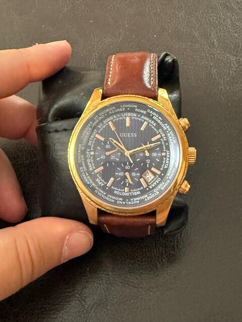 Guess Erkek Kol Saati - Dünya Saatleri Temalı / Kronograflı