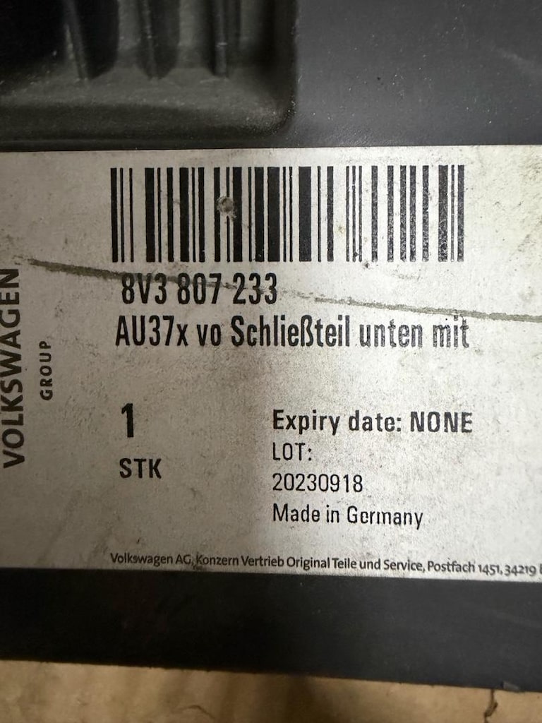 AUDI A3 ÖN TAMPON ALT MUHAFAZA HB.12-16 8V3807233 SIFIR ORJİNAL - 3